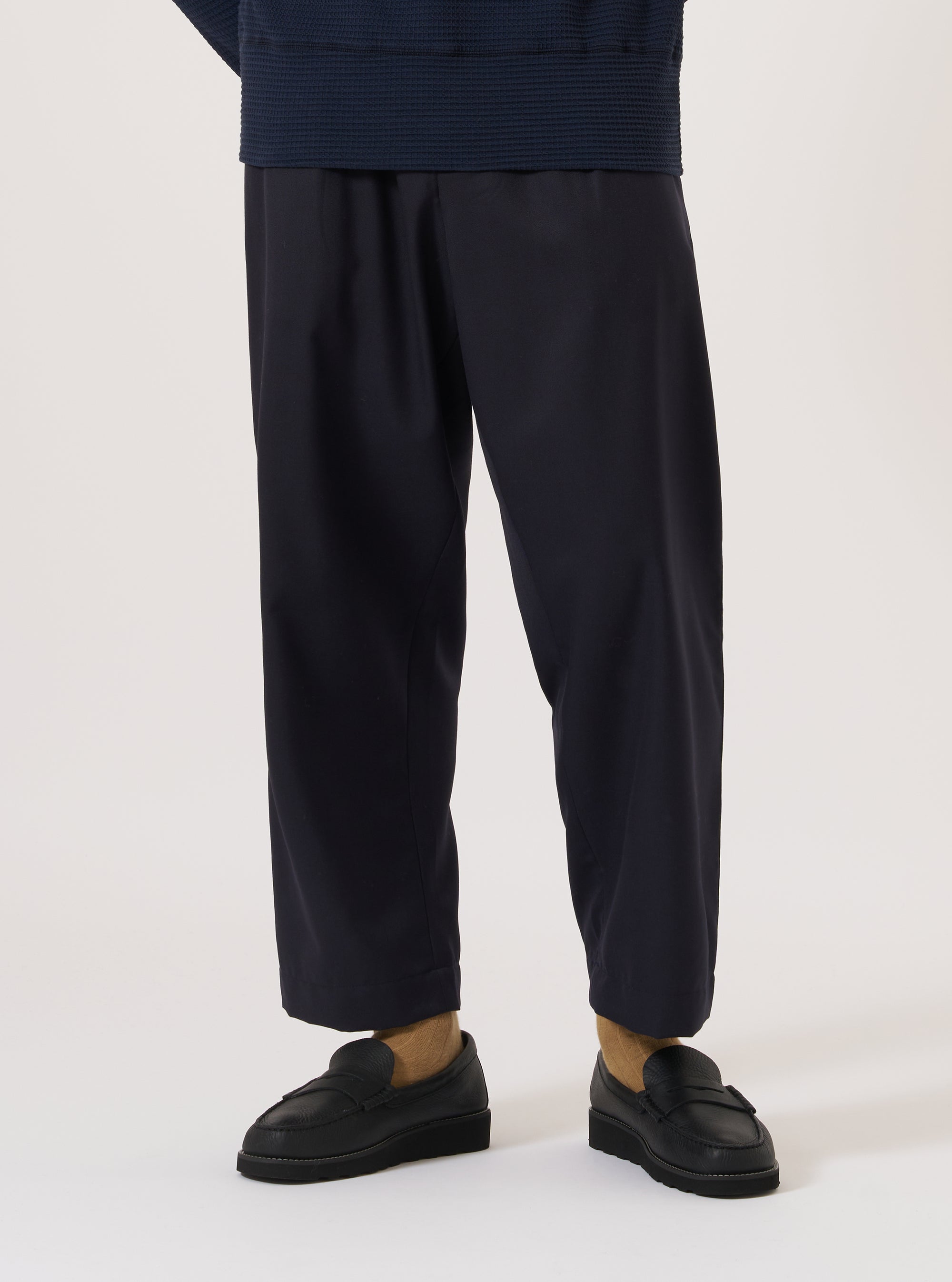 Navy Travel Suiting Oxford Pant