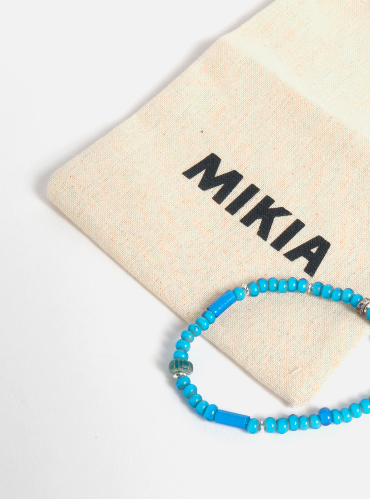 Mikia Bracelet in Blue/White Hearts