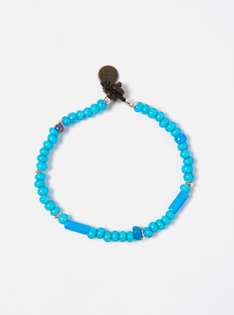 Mikia Bracelet in Blue/White Hearts