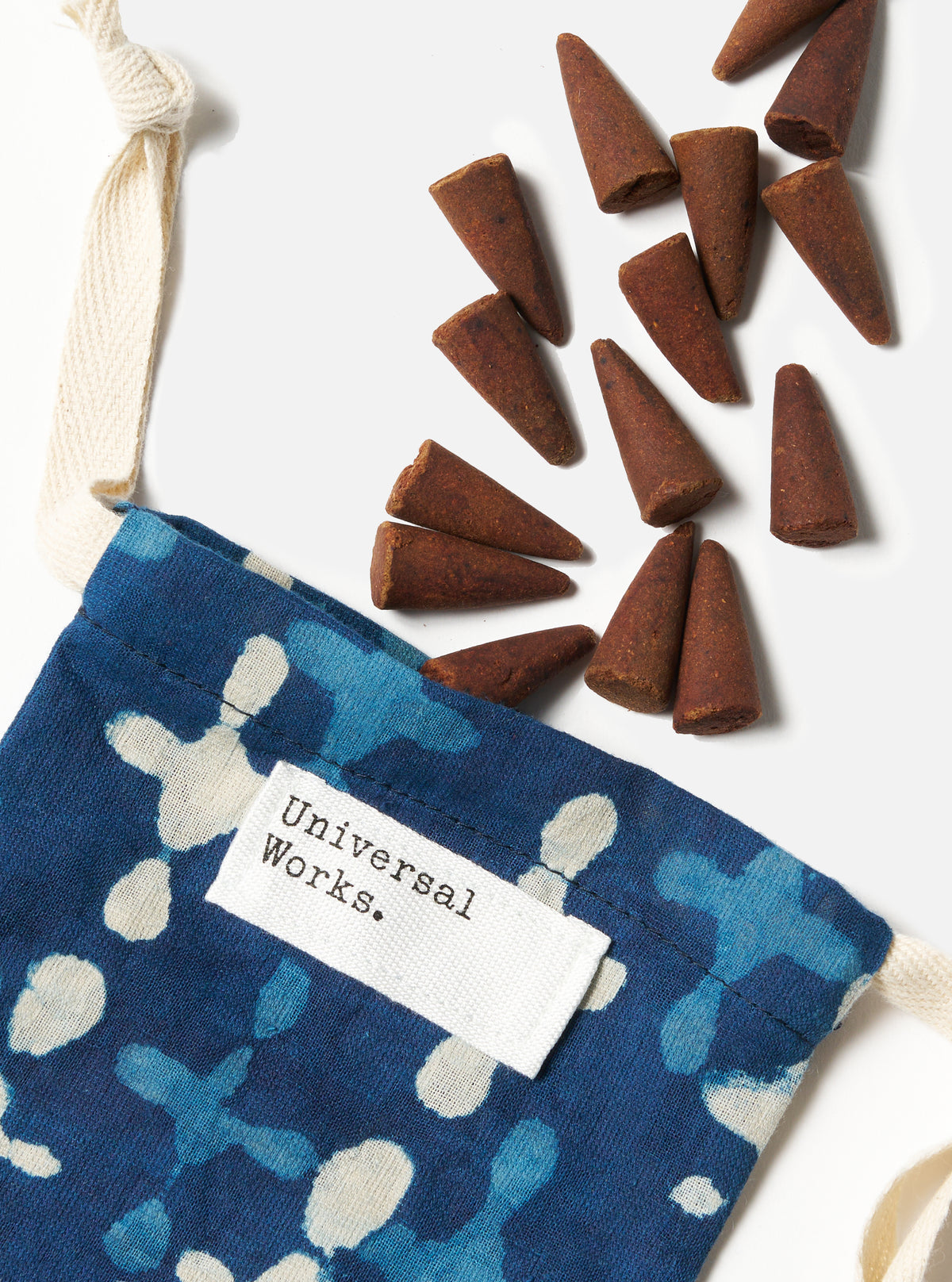 harvest Incense Cones - Eucalyptus, Fir Needle & Patchouli - 20 pack.