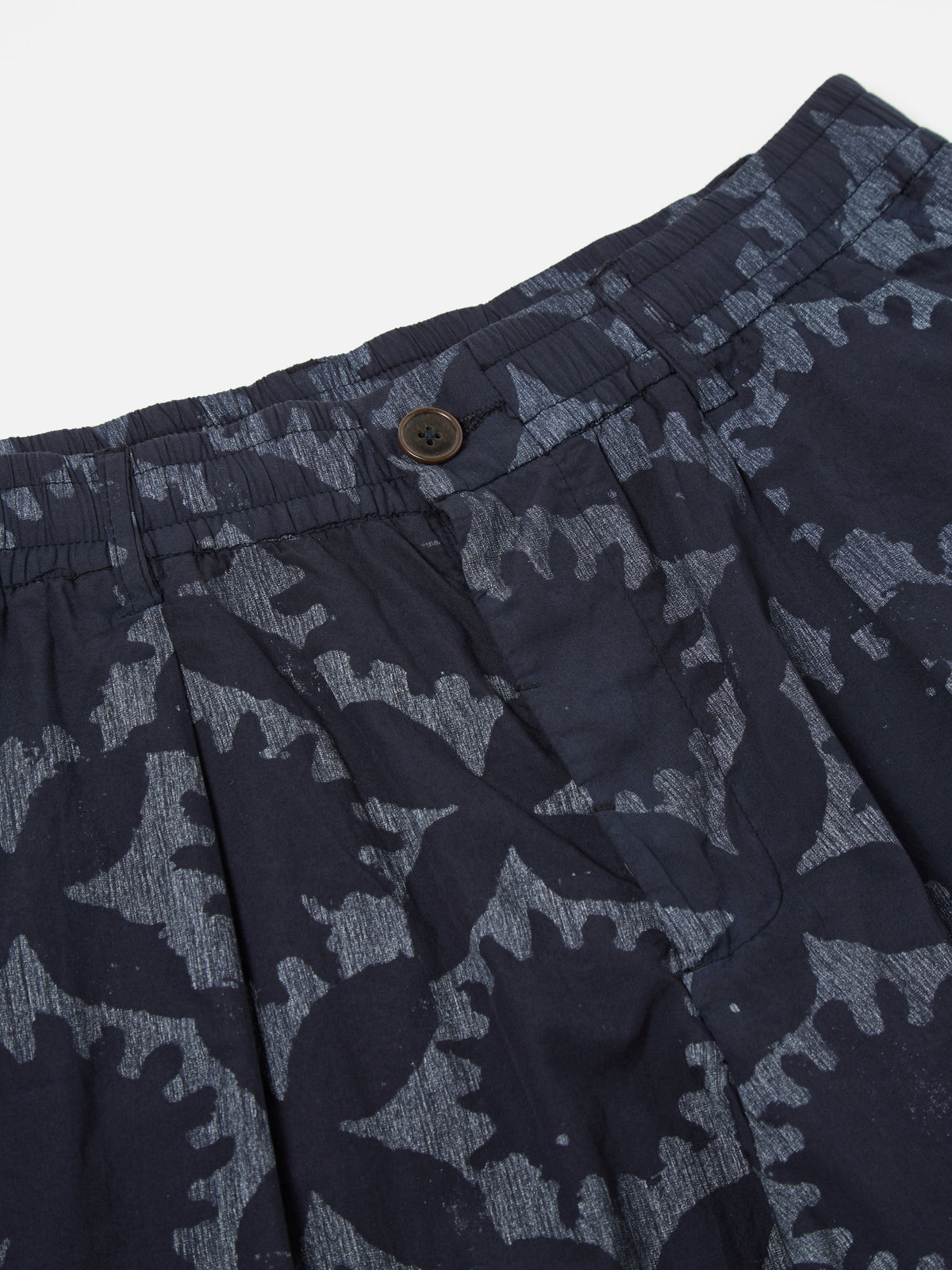 Navy Over Dyed Sun Print Pleated Track Short