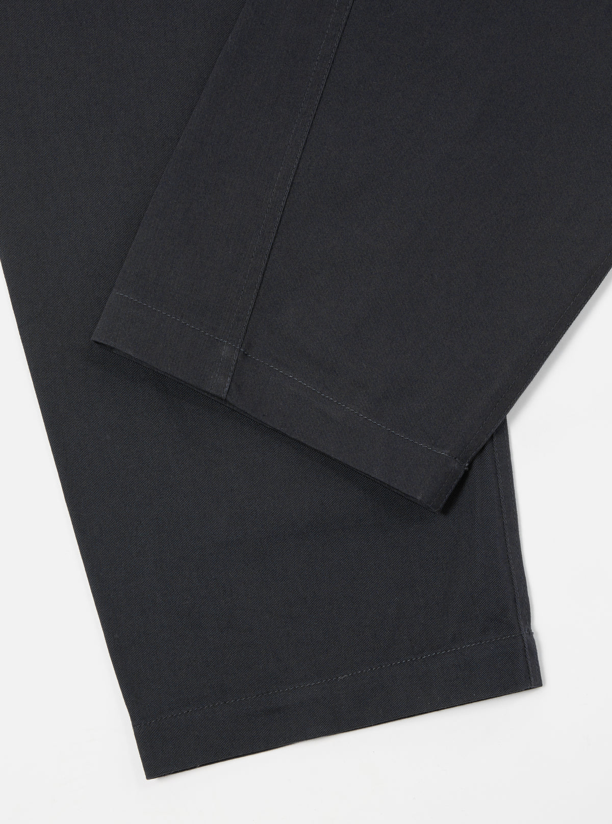 Black Twill Curved Pant
