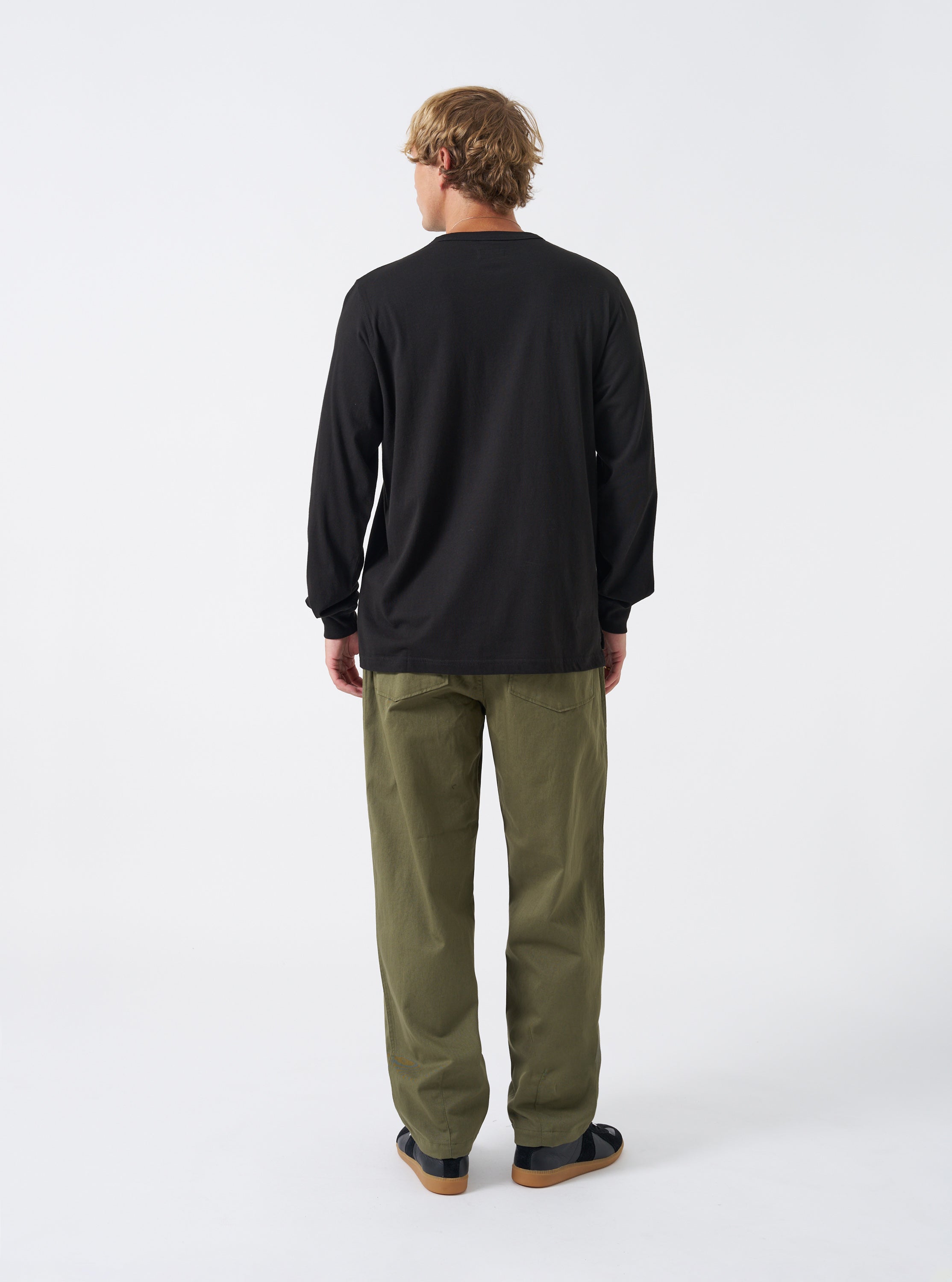 Men's Black Single Jersey L/S Core Pocket Tee – Universal Works