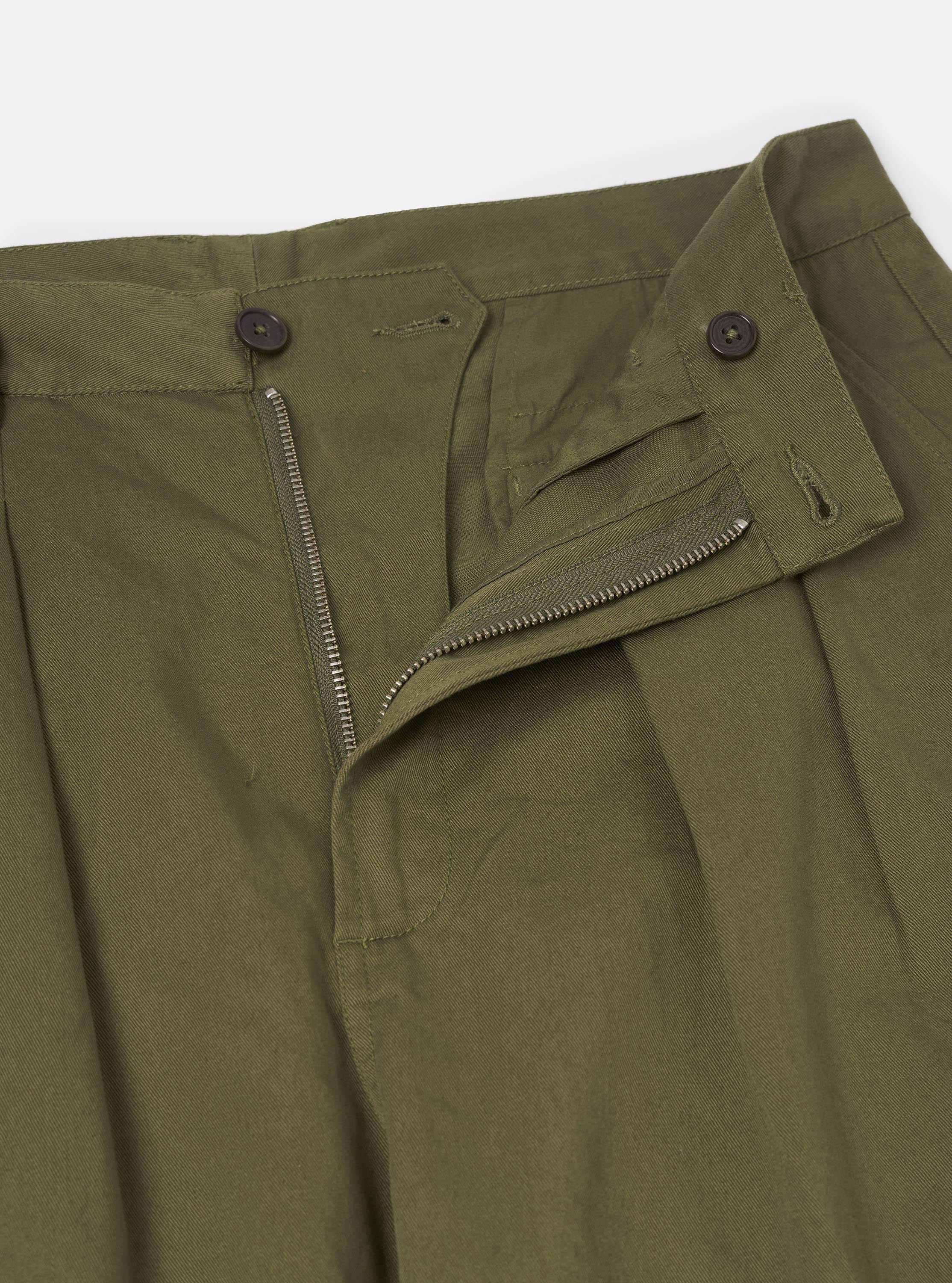 ほぼ未使用 +CLOTHET Twill Two Pleats Trousers Men's Light Green Twill Double Pleat Pant – Universal Works
