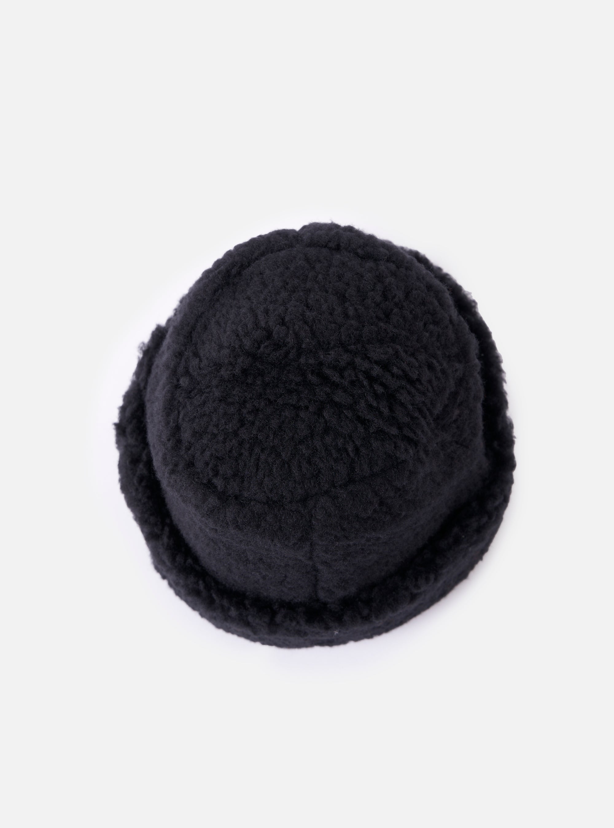 cableami® Black Toque Boa Cap