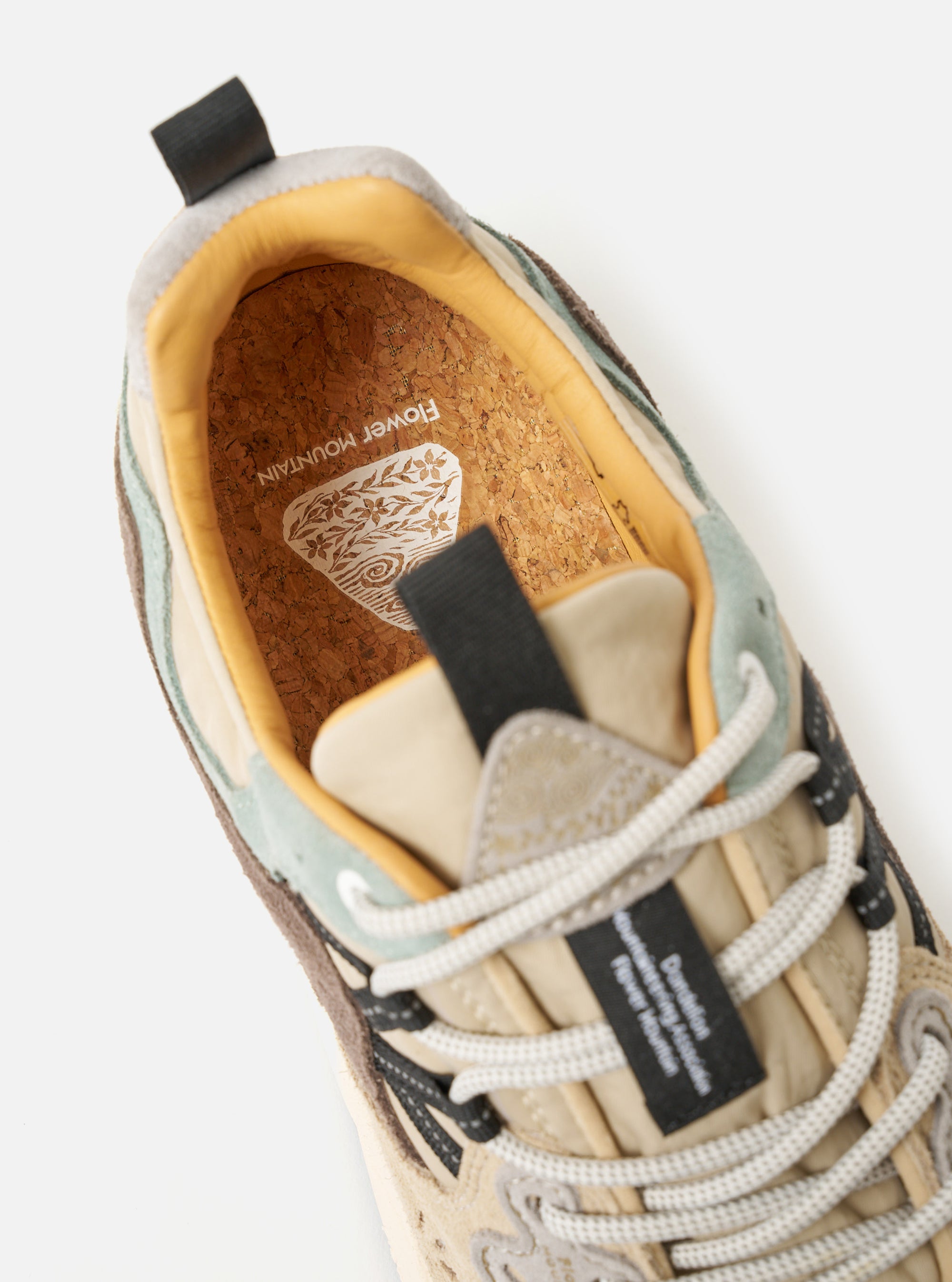 Flower Mountain Sand/Beige/Taupe Cow Velour Yamano 3 Uni