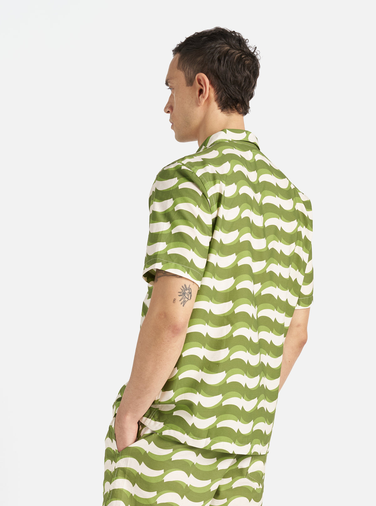 Green Geo Wave Print Cotton Road Shirt
