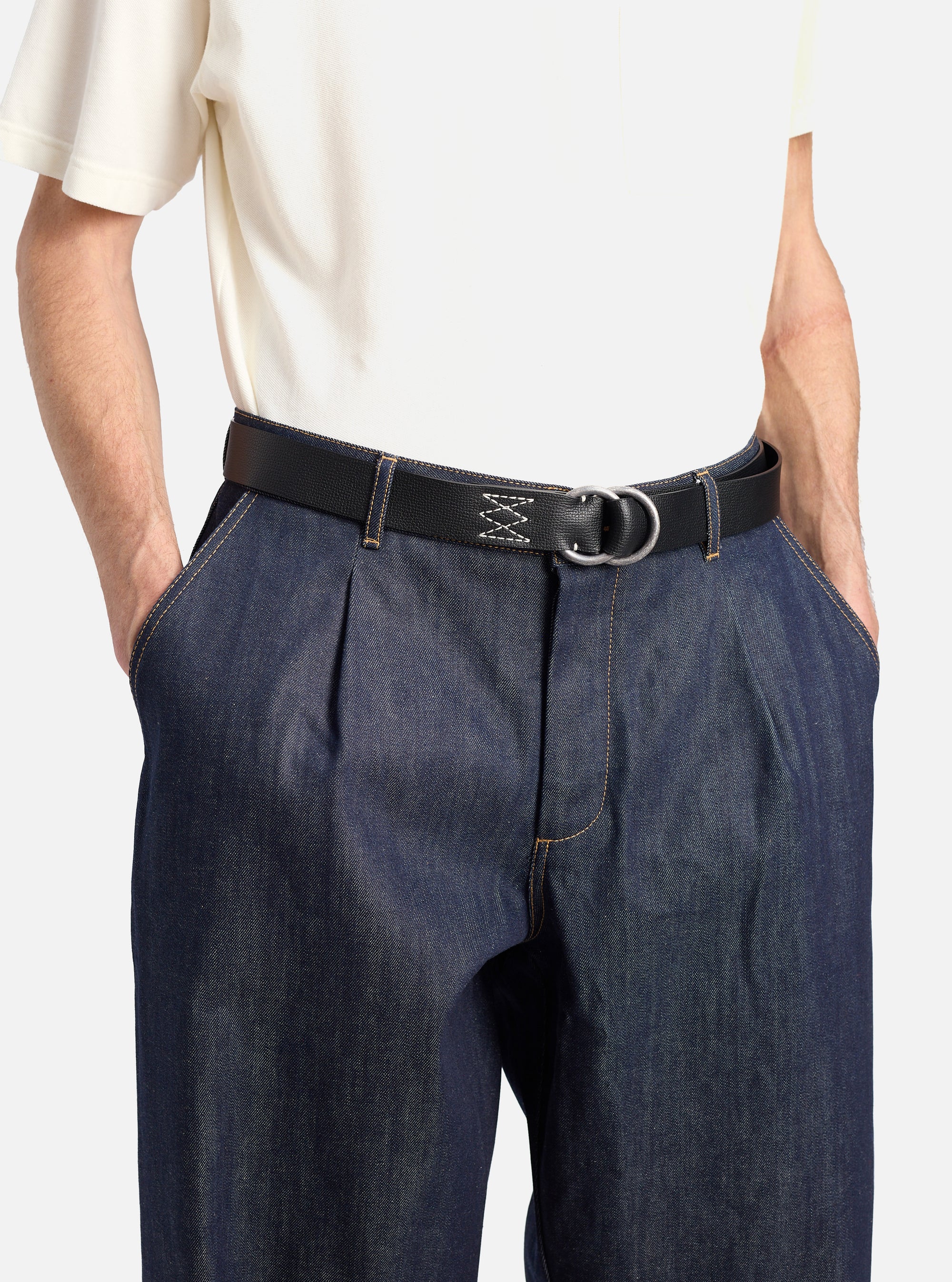 Black Leather O Ring Belt