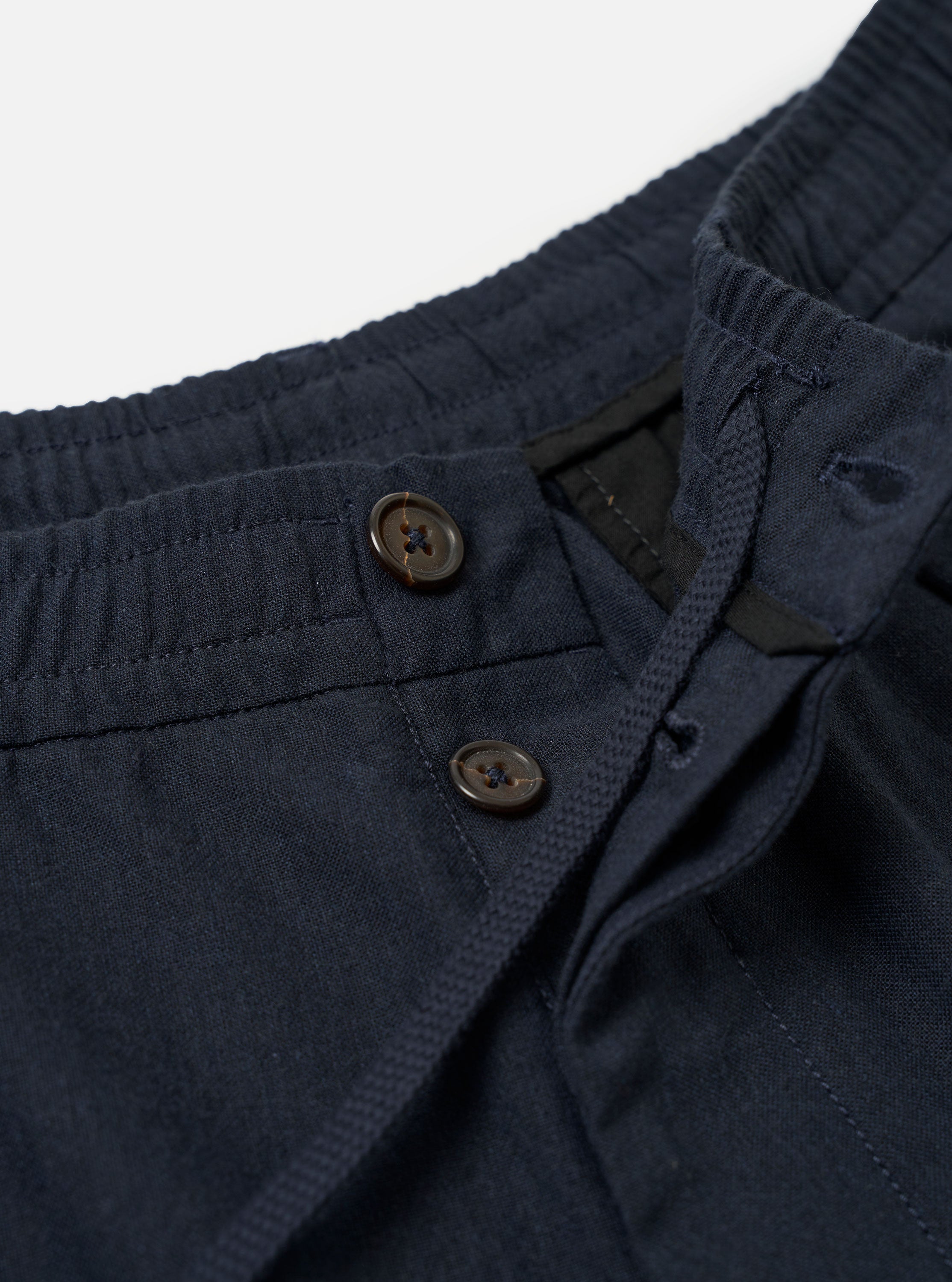 Men's Navy Valencia Cotton Pleated Track Pant – Universal Works