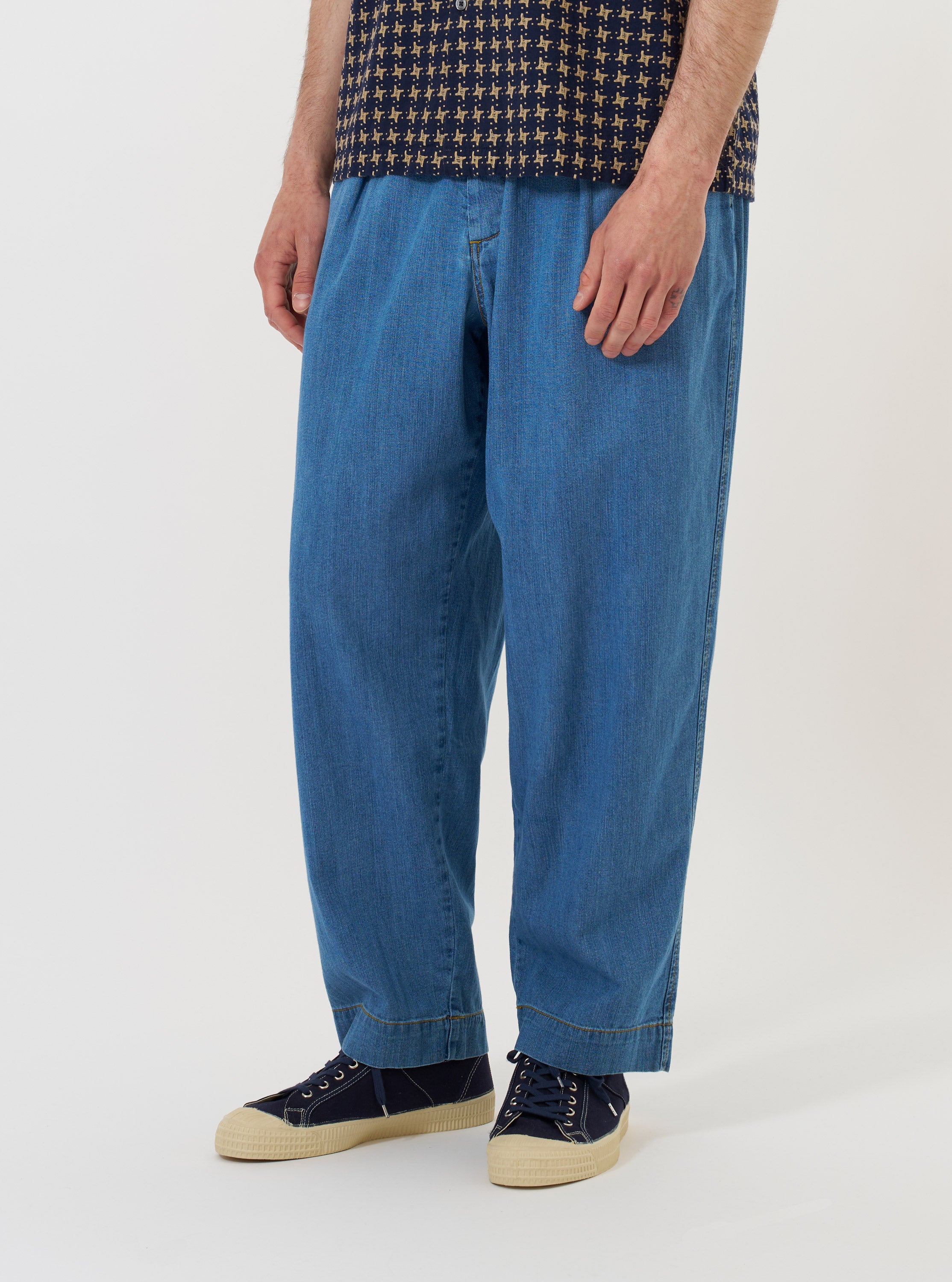 Men's Washed Indigo 8oz Slub Denim Oxford Pant – Universal Works