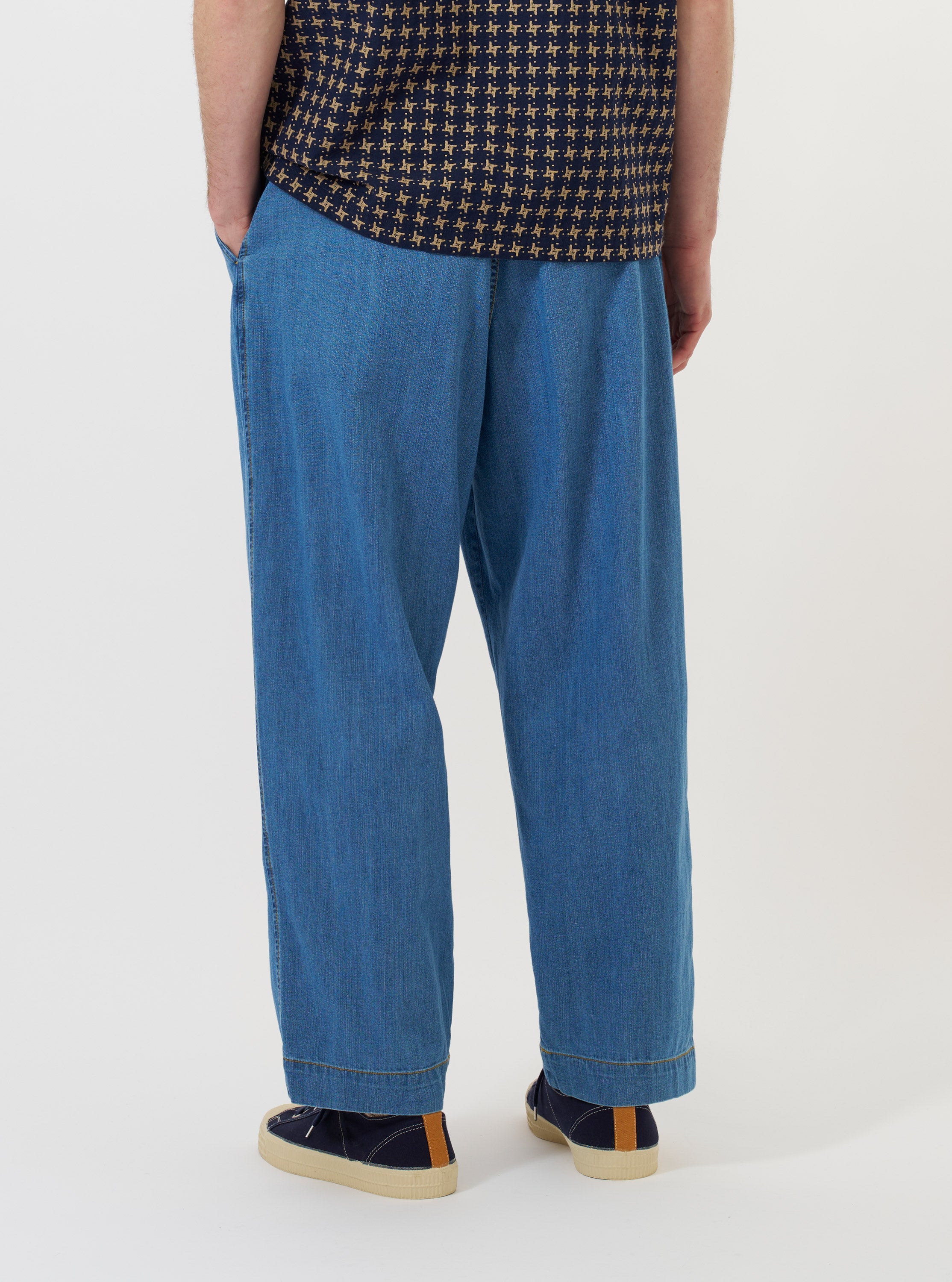 Men's Washed Indigo 8oz Slub Denim Oxford Pant – Universal Works