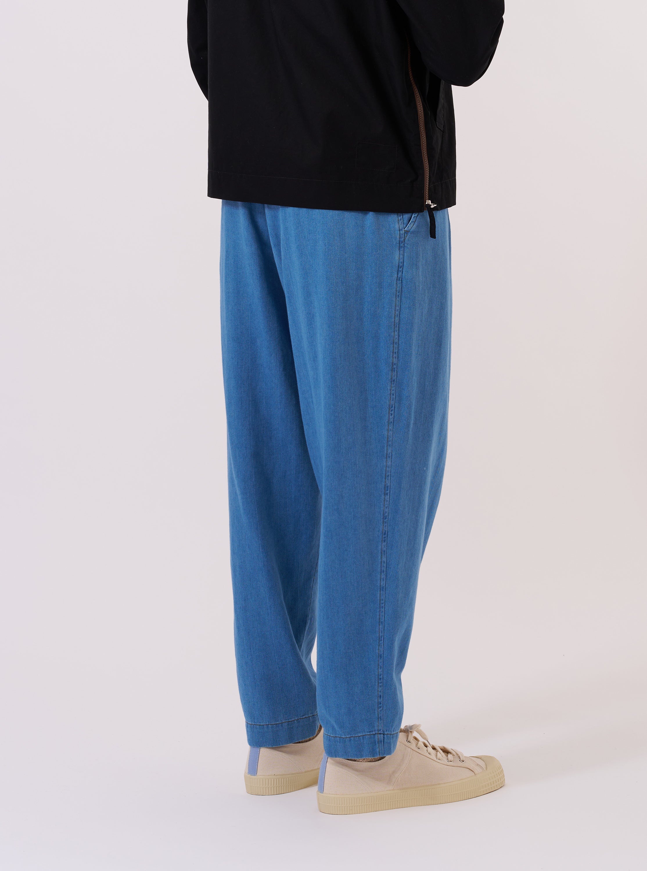 Men's Washed Indigo Recycled Herringbone Pleated Track Pant