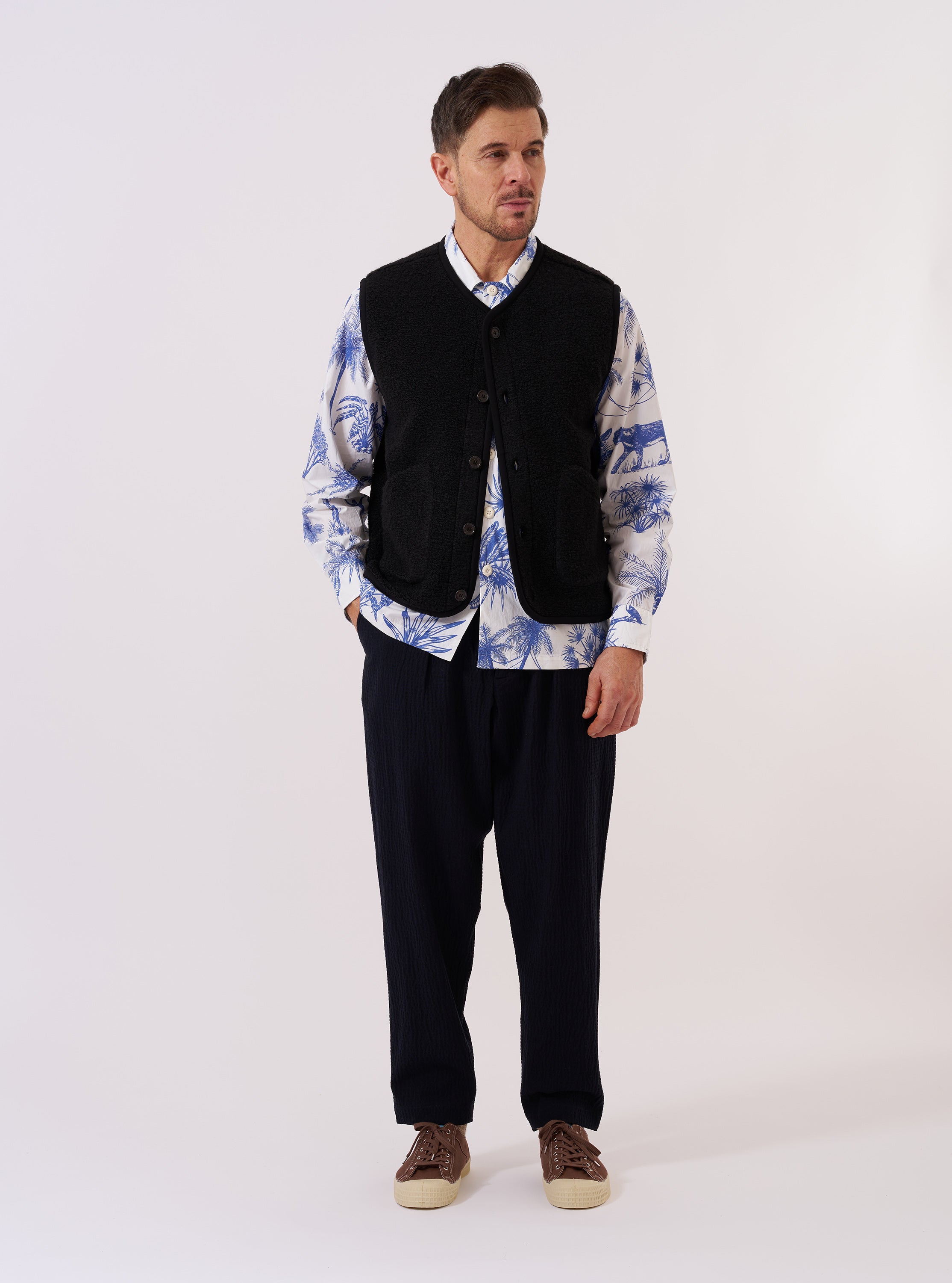 Men's Black Alvar Fleece Lancaster Gilet – Universal Works