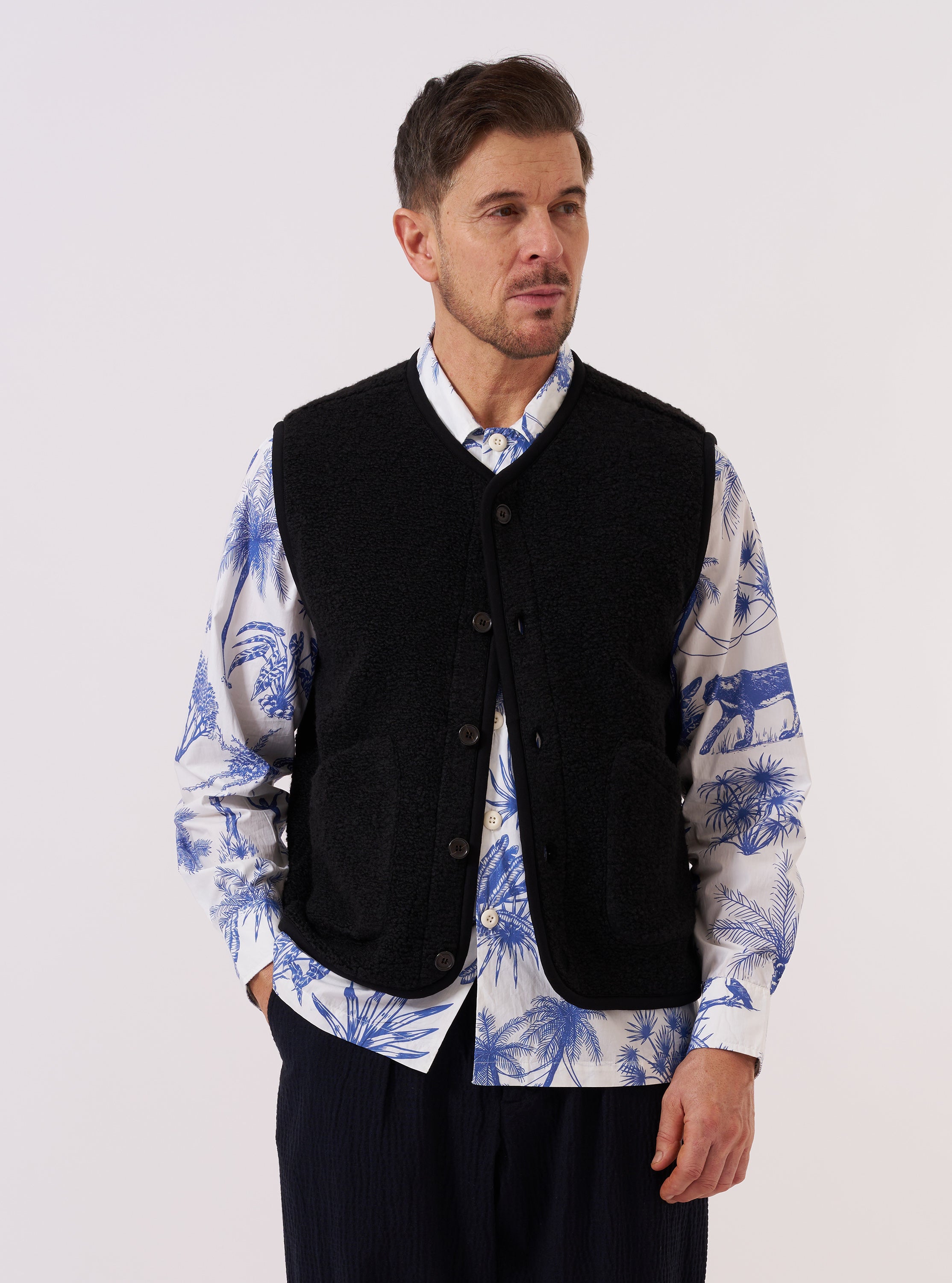 Men's Black Fleece Lancaster Gilet – Universal Works