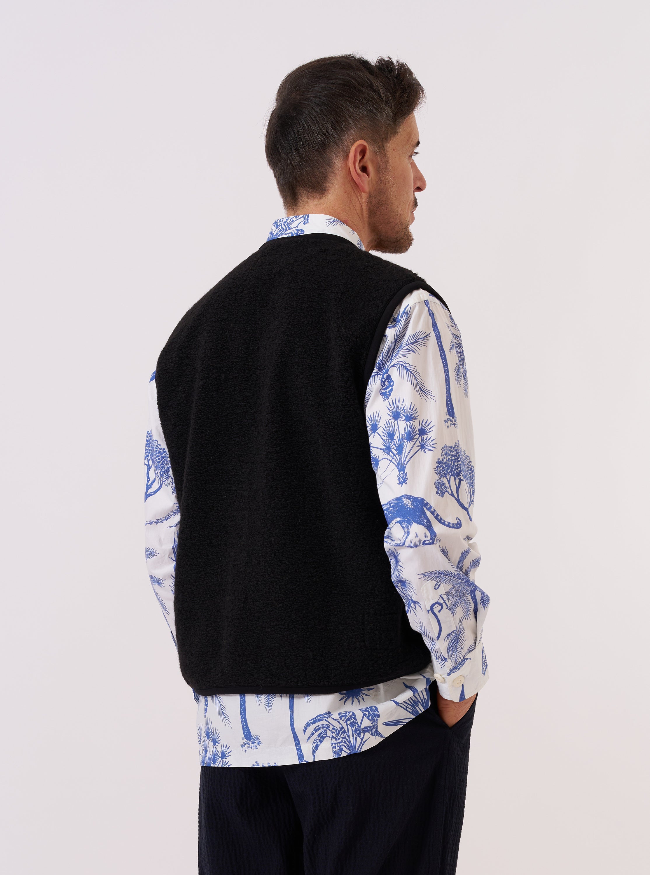 murral Ambiguous gilet ジャケット litmas ジレ Men's Black Alvar Fleece Lancaster Gilet – Universal Works