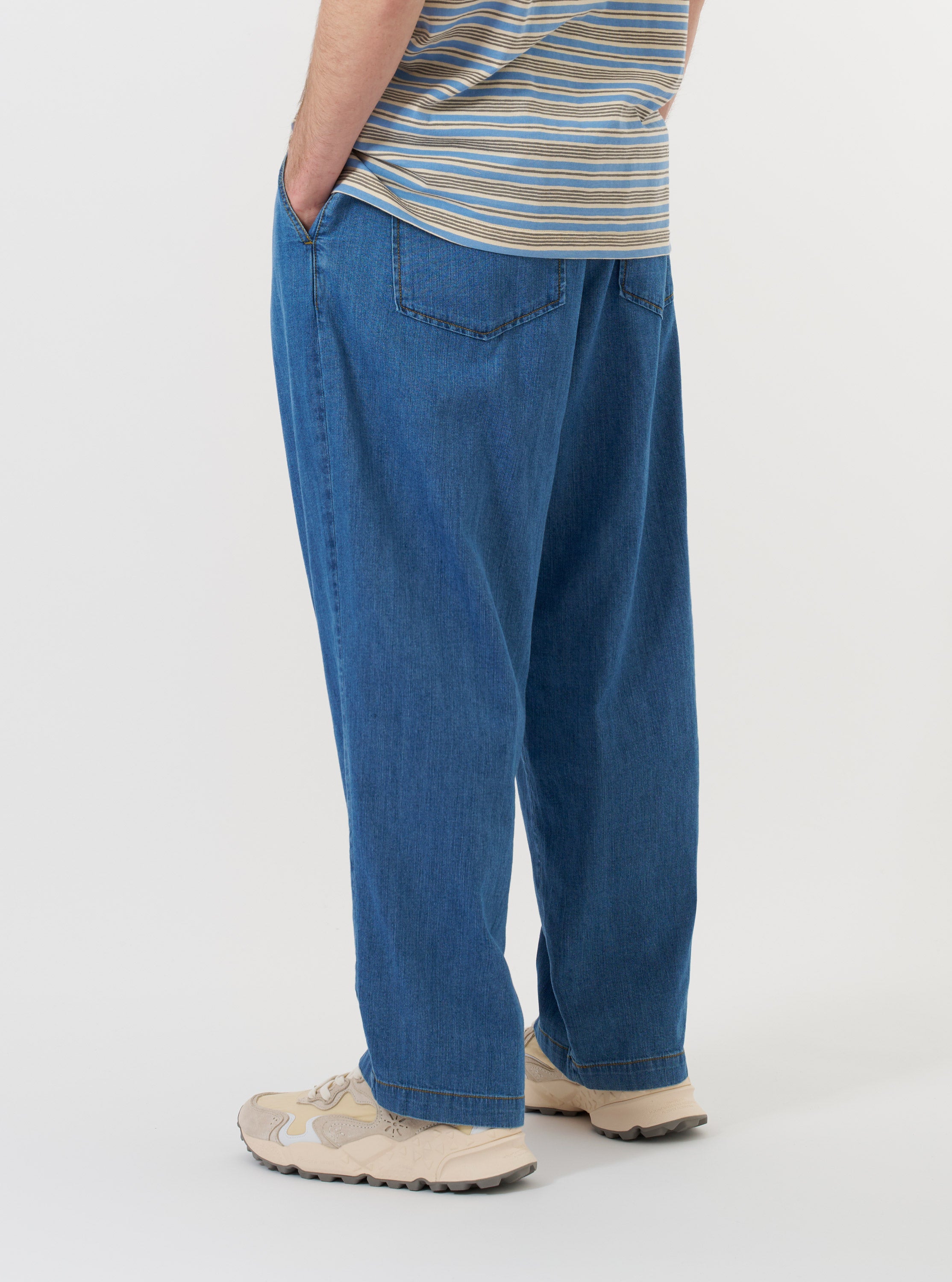 パンツ UNIVERSAL PRODUCTS WIDE DENIM PANTS Carrie High Rise Wide Leg Jeans - True Blue – Universal Standard