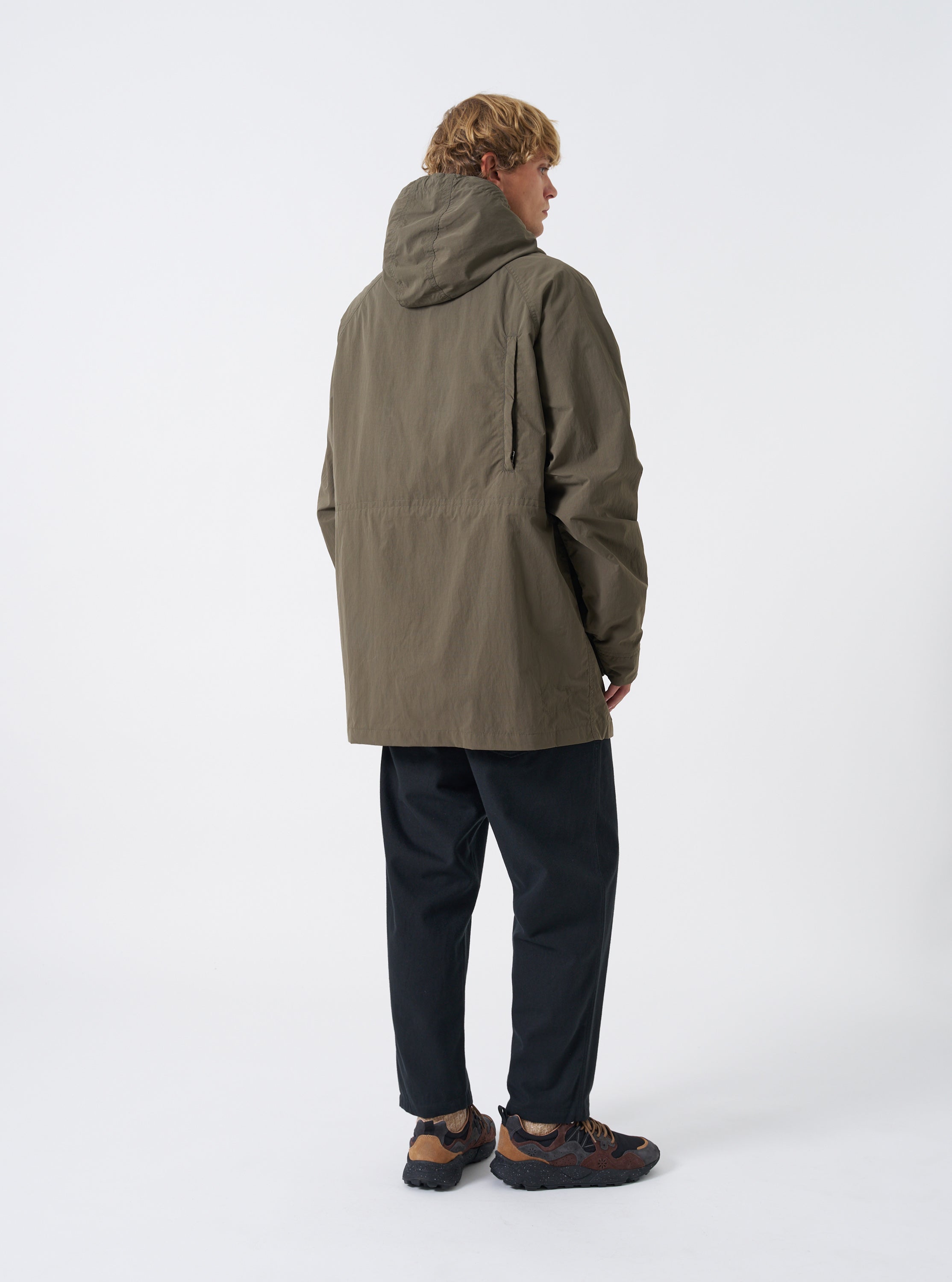 Men's Olive WR Recycled Nylon Peak Parka – Universal Works Men's Olive WR Recycled Nylon Peak Parka – Universal Works