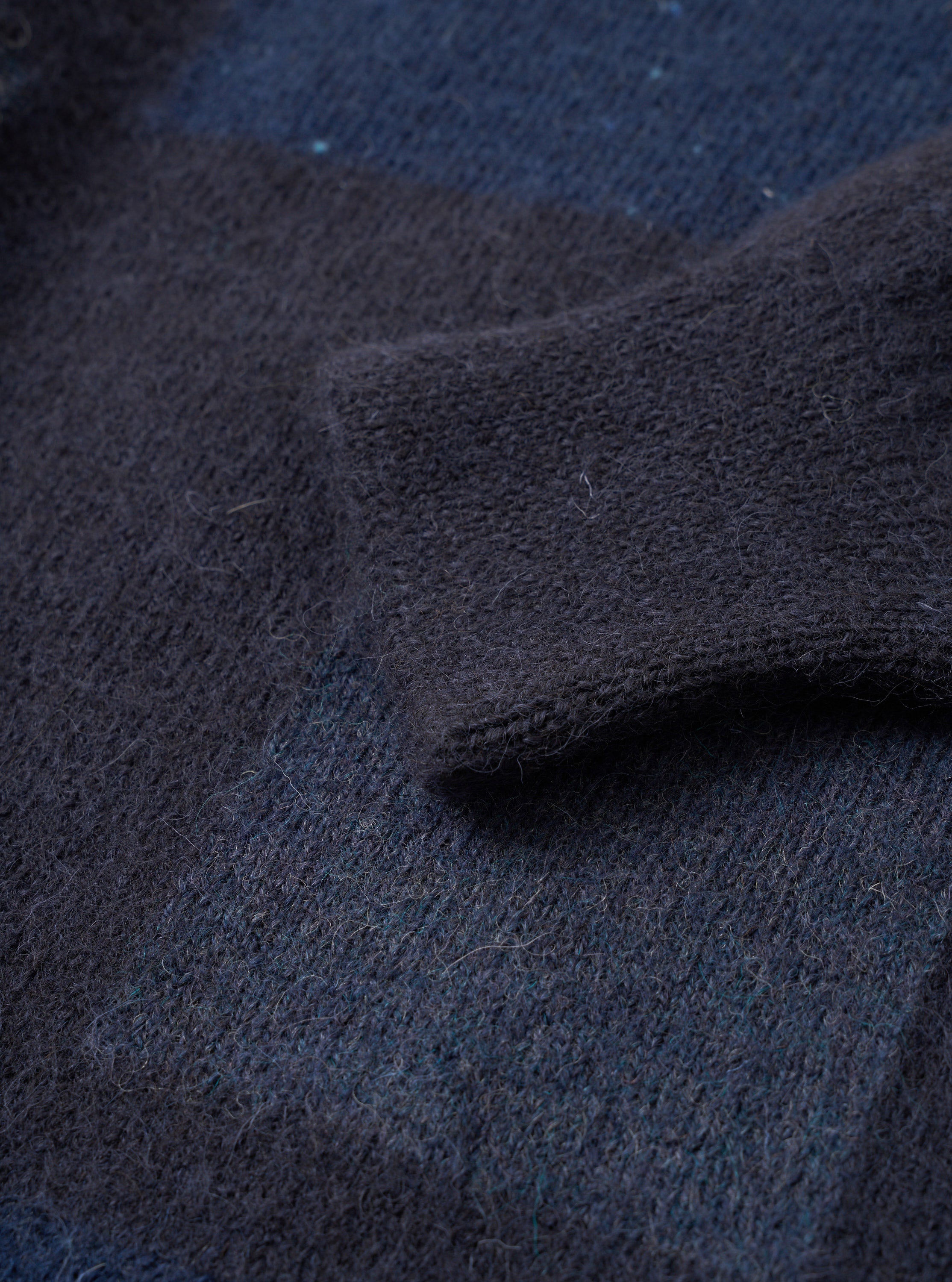 Men's Navy British Wool Lyon Crew – Universal Works