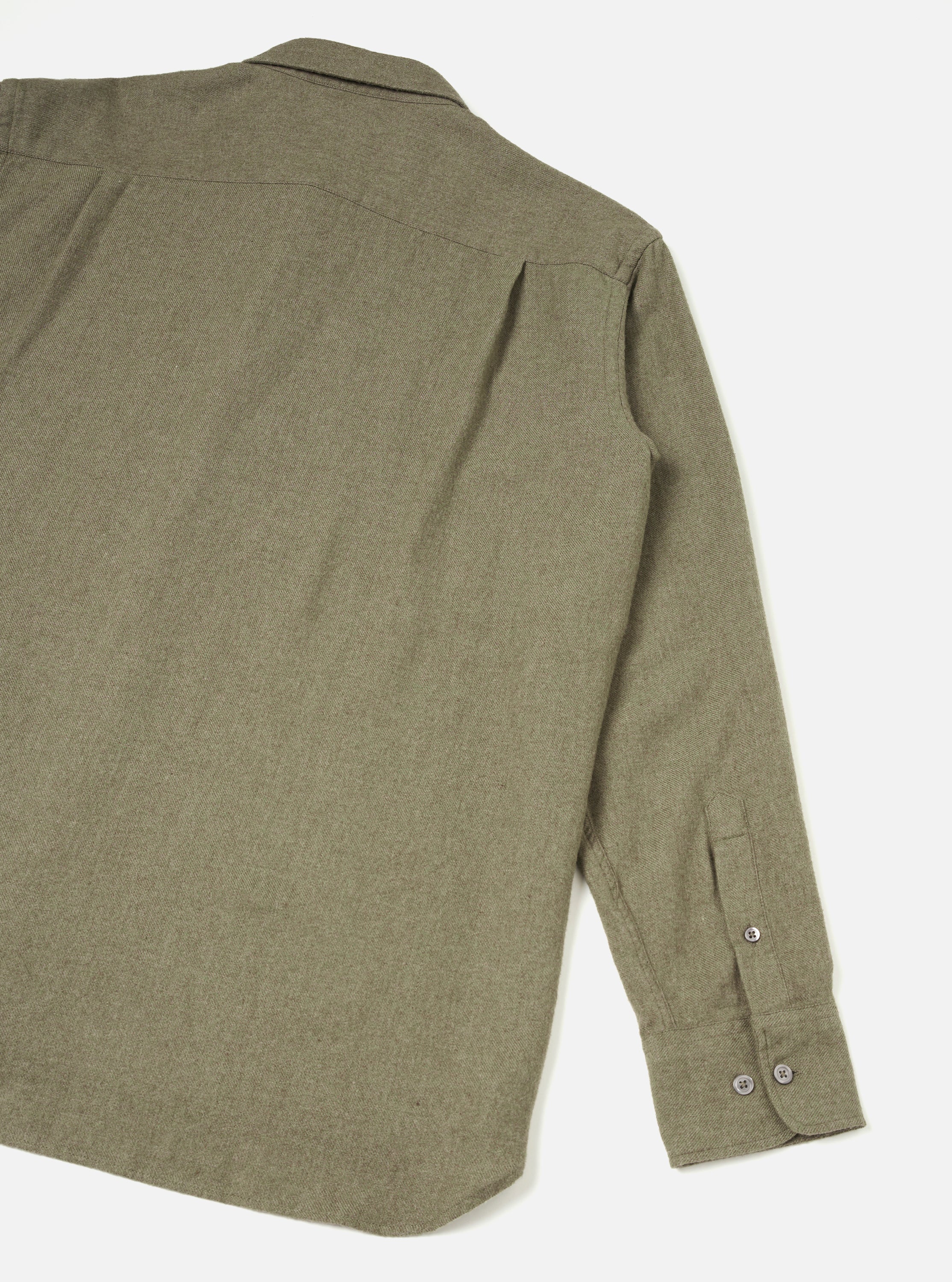 ミュージシャン Pleats Shirts Inspired by Moon / Olive Men's Olive Monty Cotton Tencel Standard Shirt – Universal Works