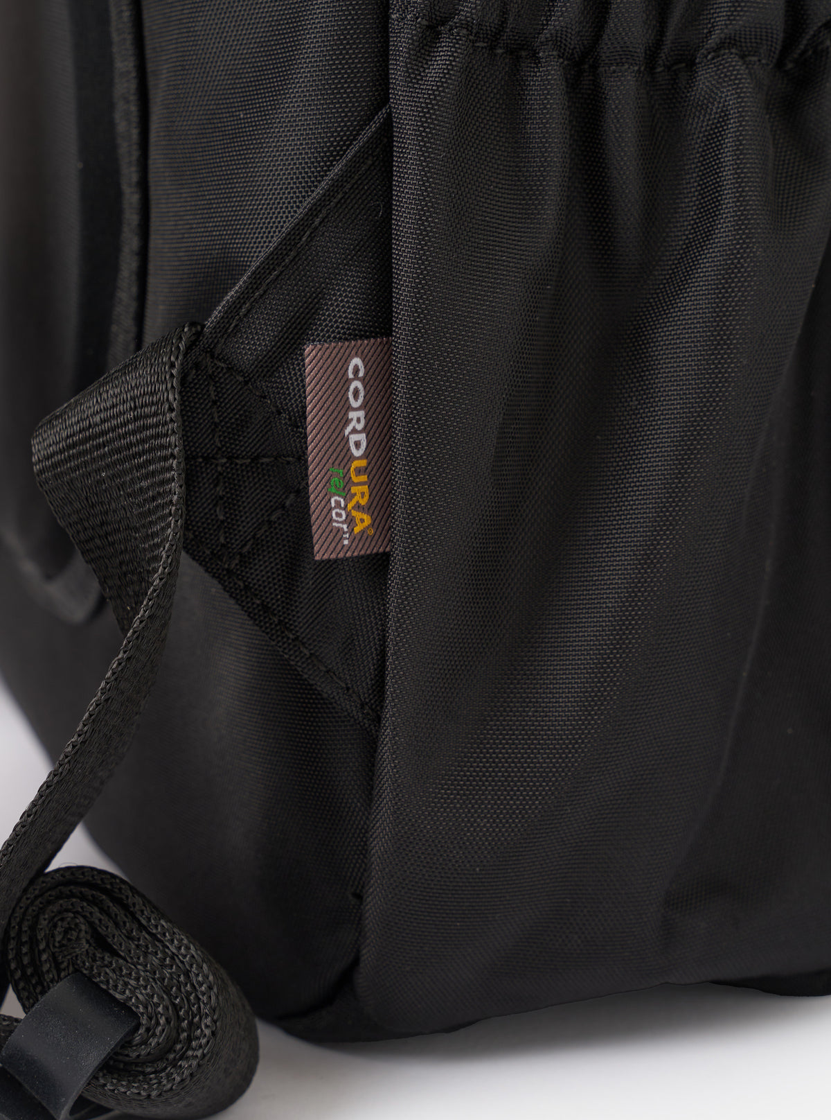 F/CE.® Black 420 re/cor Daytrip BP 2.0