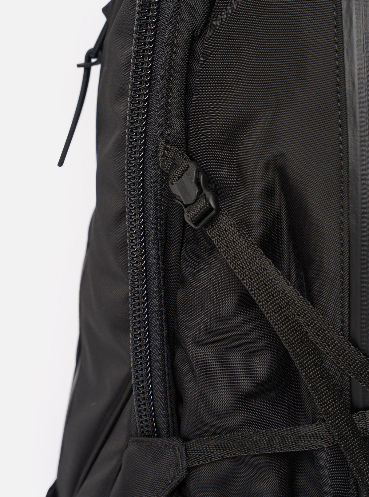 F/CE.® Black 420 re/cor Daytrip BP 2.0