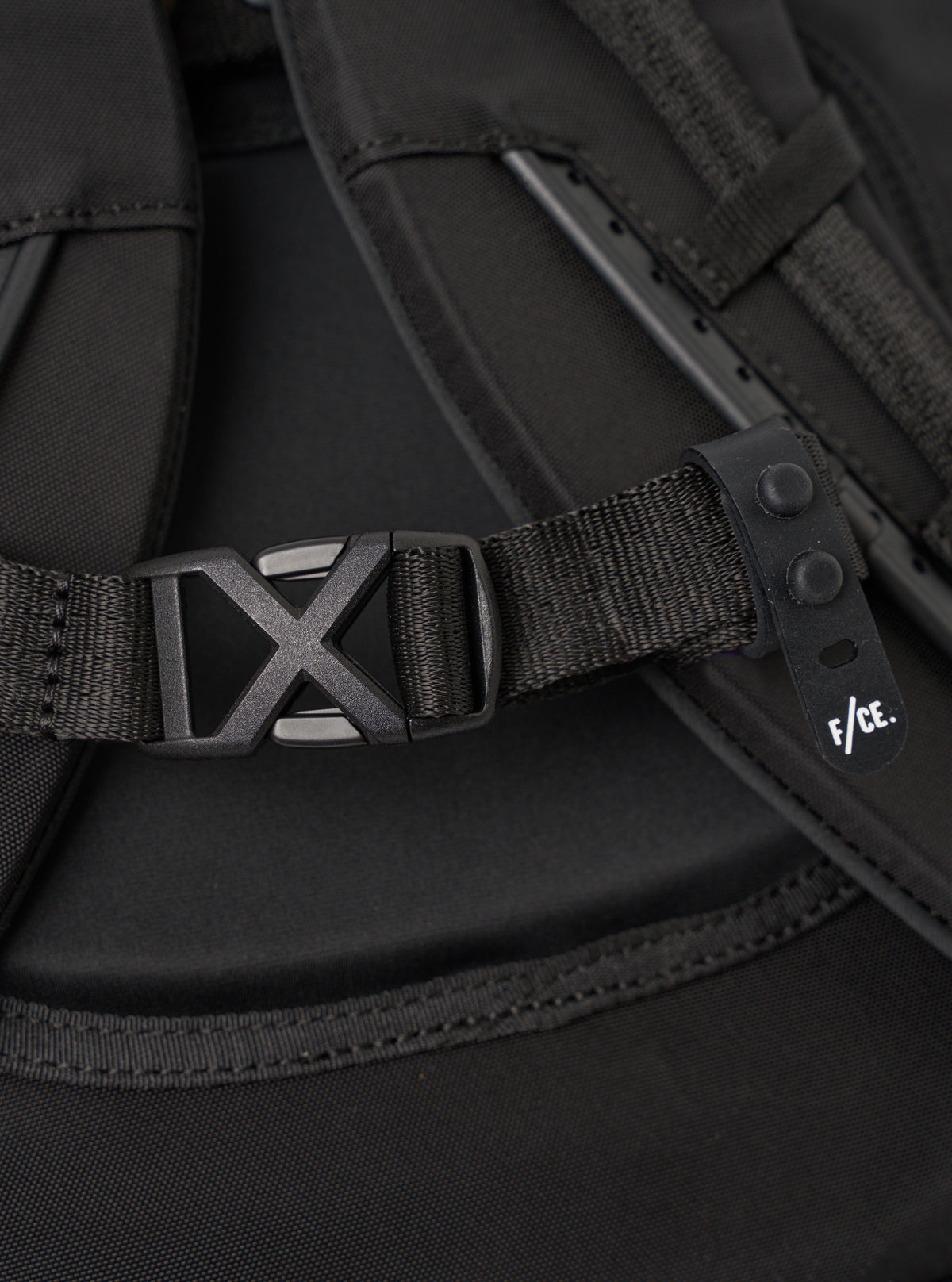 F/CE.® Black 420 re/cor Daytrip BP 2.0