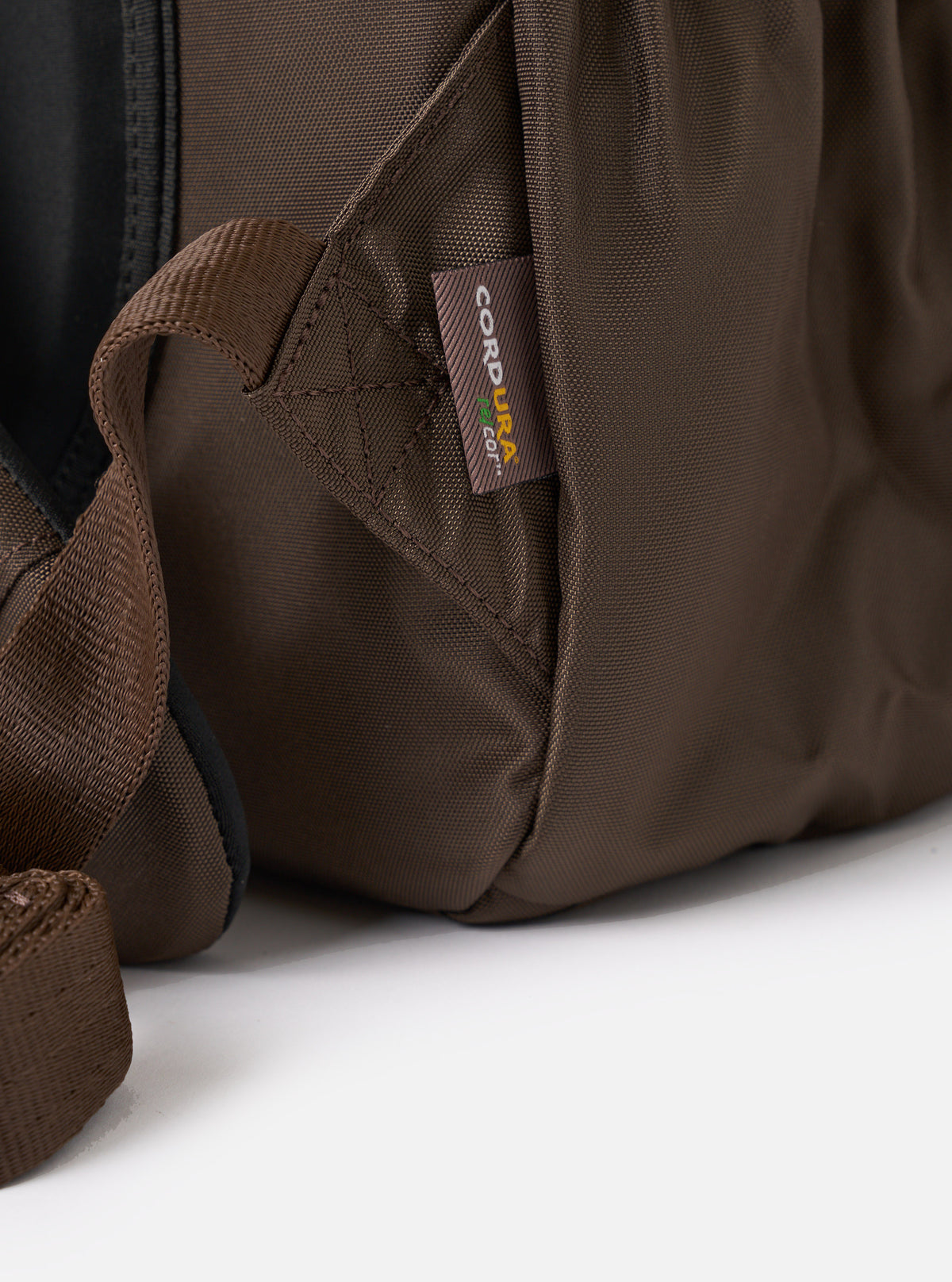 F/CE.® Brown 420 re/cor Daytrip BP 2.0