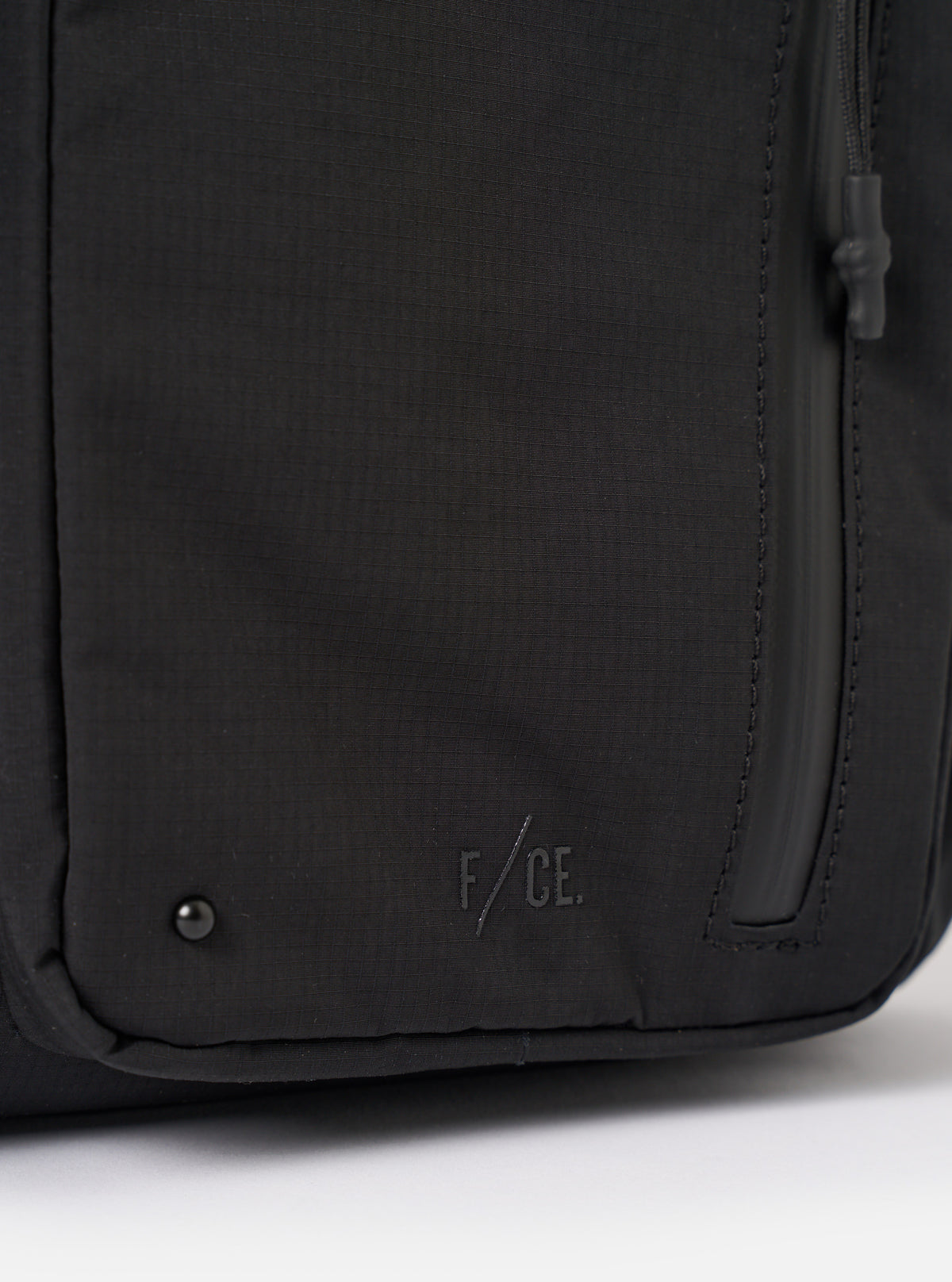 F/CE.® Black Texnic Box Sacoche
