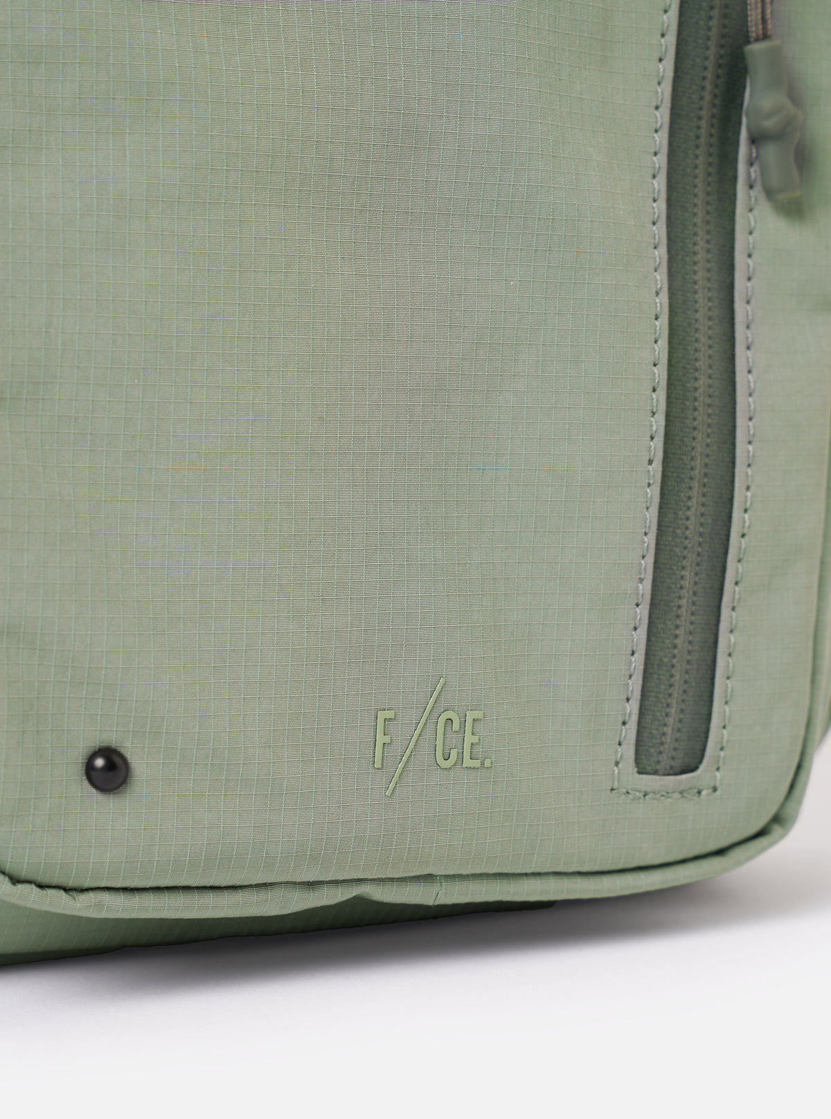 F/CE.® Foliage Green Texnic Box Sacoche