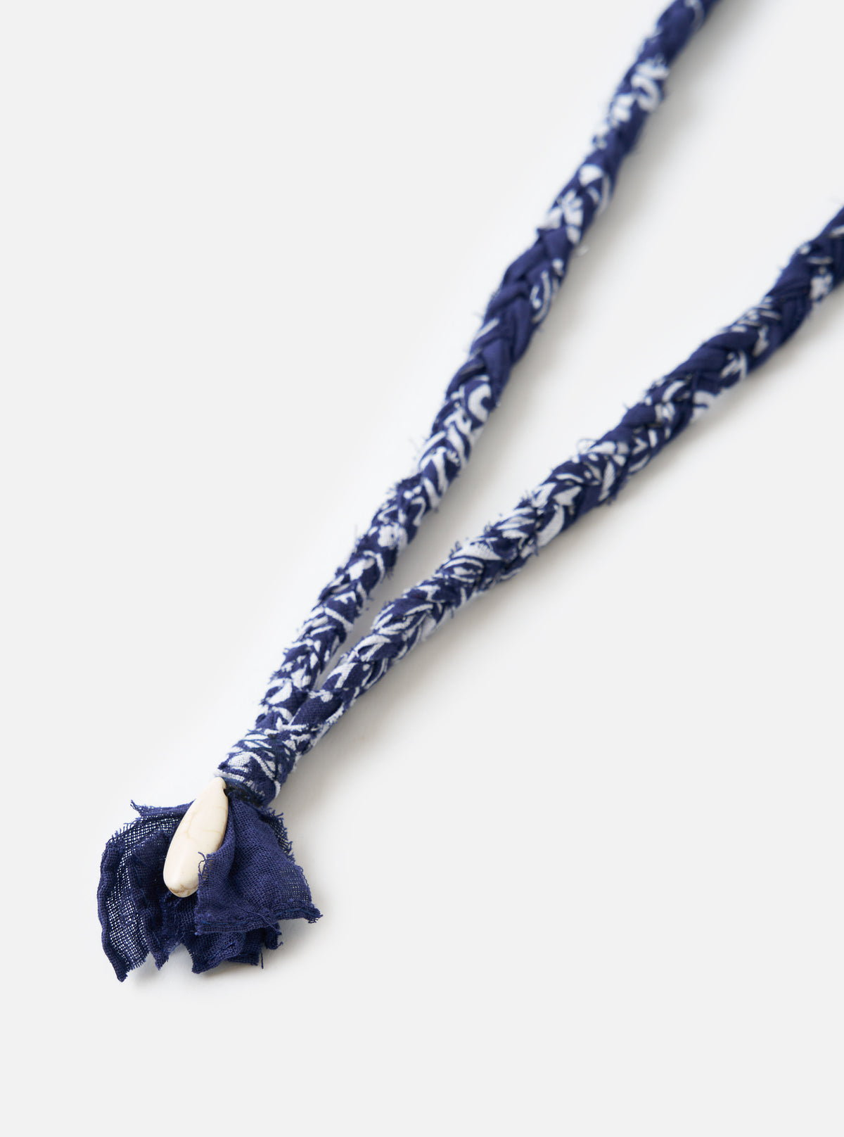 Hanami of Rome Blue/White Turquoise Pendant Bandana Necklace No.51