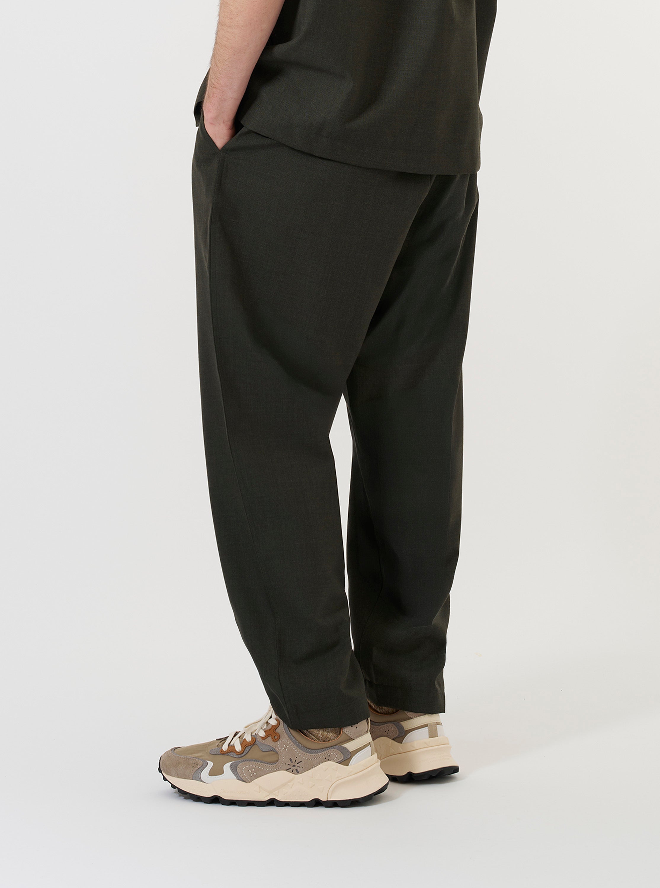 Men's Green Marl Tropical Suiting Pleated Track Pant – Universal Works