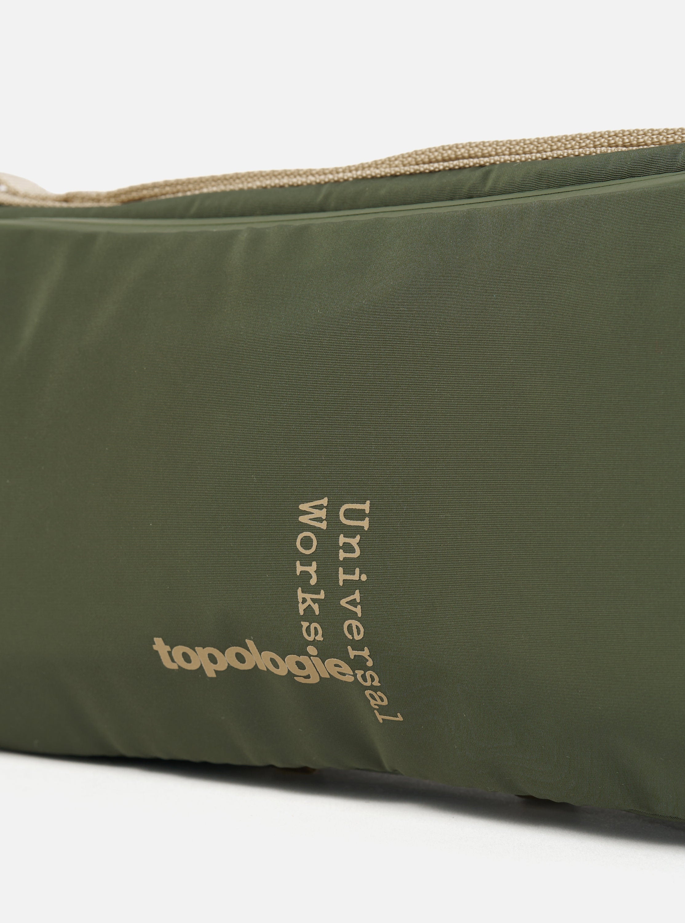 Topologie x Universal Works Rifle Green UW Tech Bottle Sacoche Medium