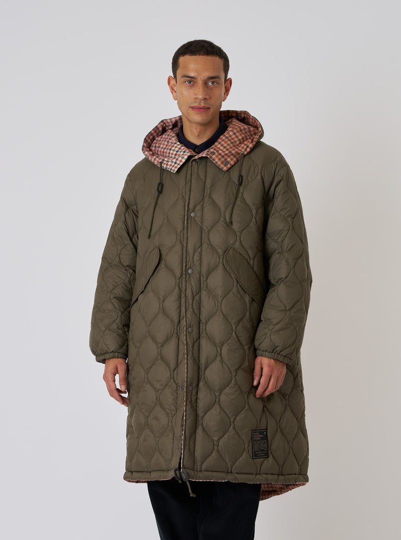 TAION x Universal Works Reversible Dark Olive Military Line Parka