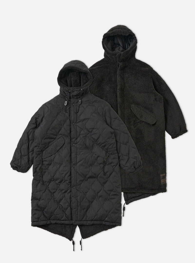 TAION x Universal Works Reversible Black Military Line Sherpa Parka