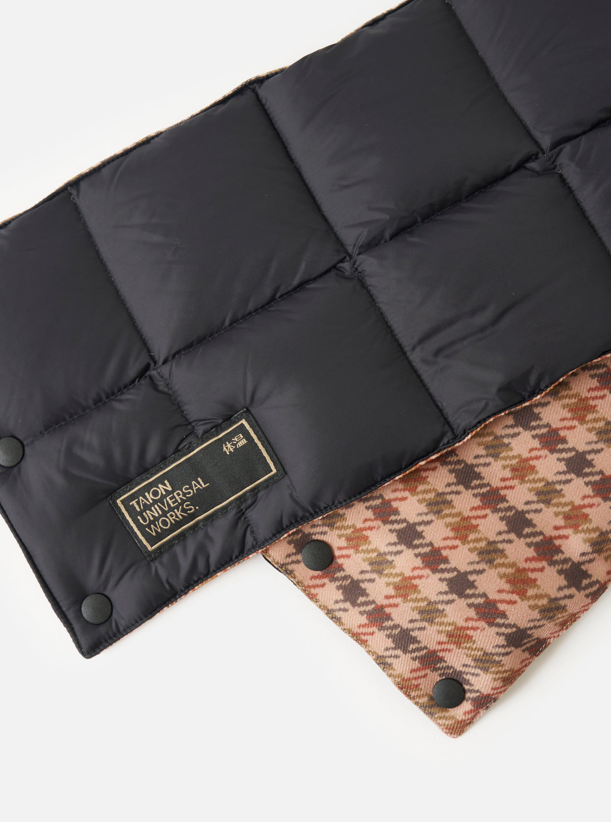 TAION x Universal Works Reversible  Black Military Line Neck Warmer