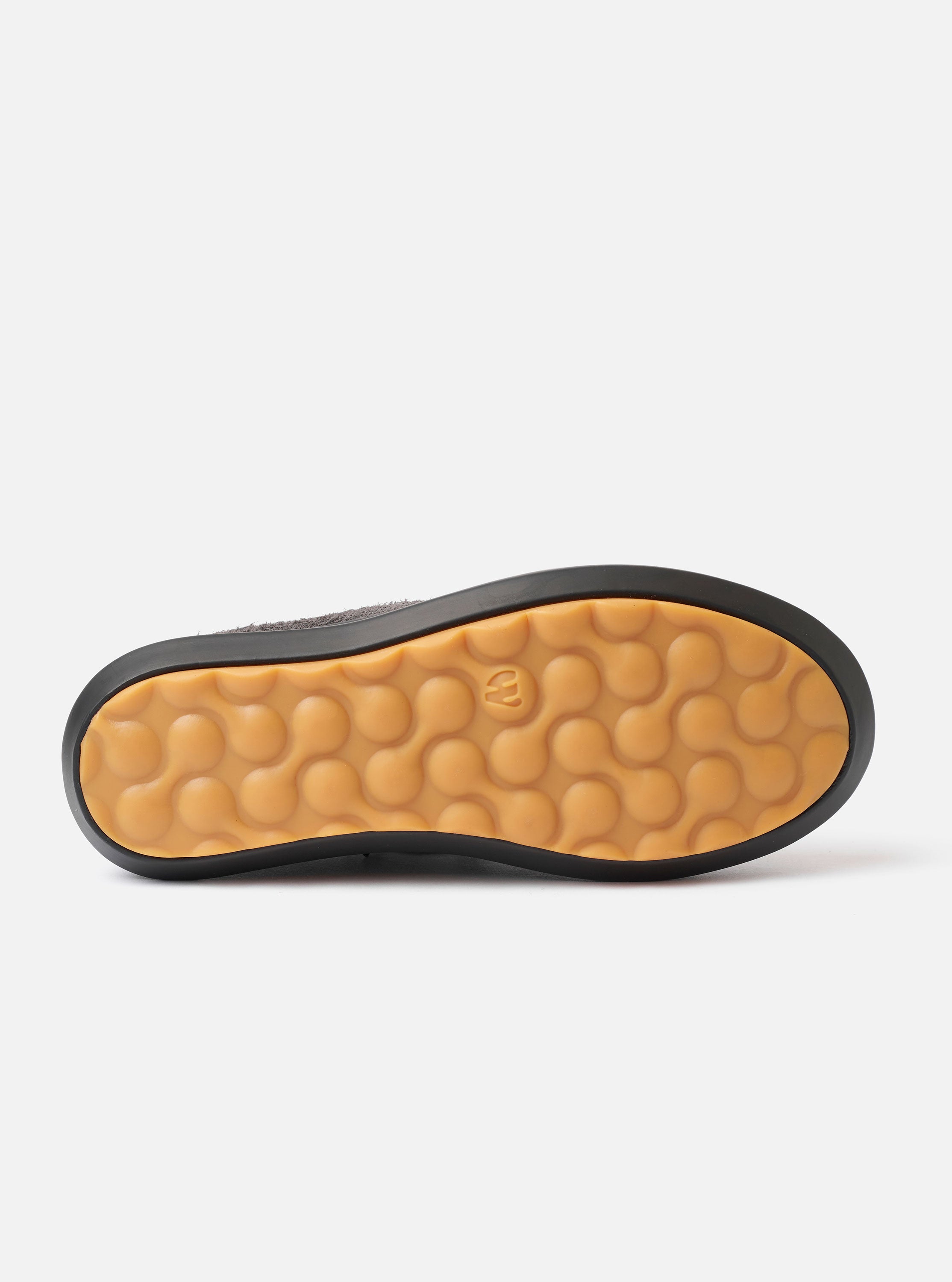 Wander etc. FD/08 Low in Black Asphalt/Gum Hairy Suede – Universal