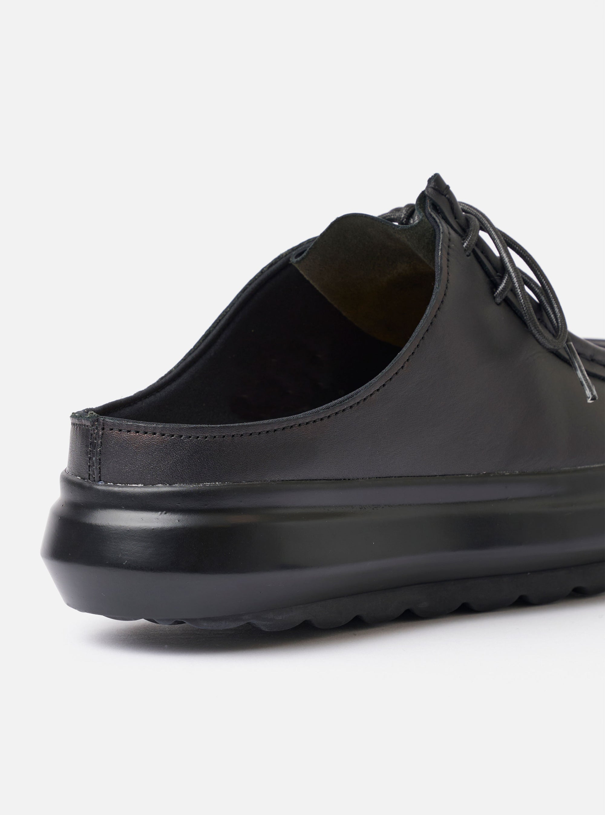 Wander etc. Laze in Black Nappa Leather