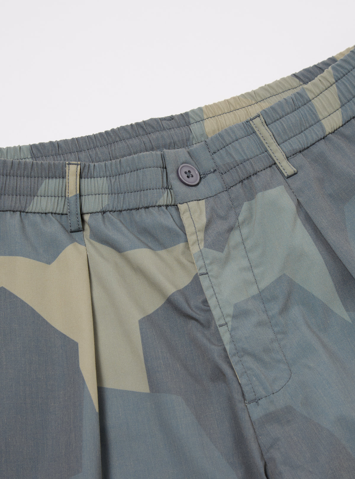 master-piece x Universal Works Blue Camo Recycled Polytech Pleated Track Short