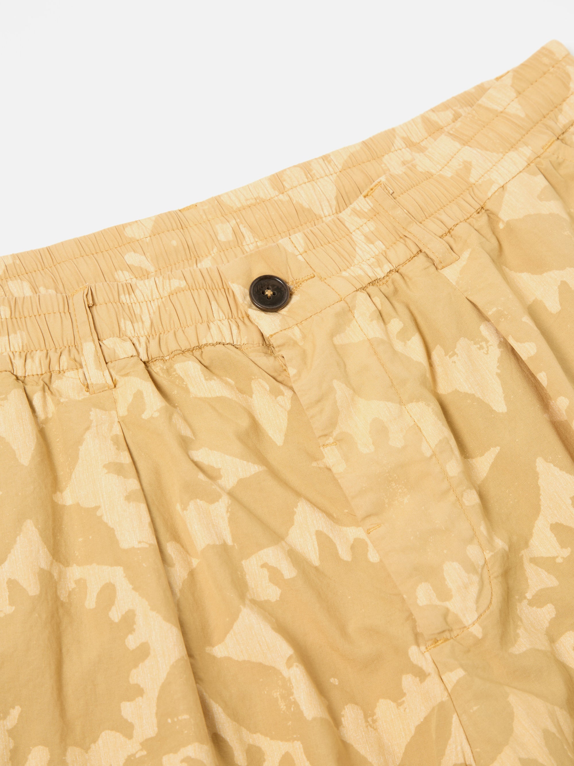Sand Over Dyed Sun Print Pleated Track Short