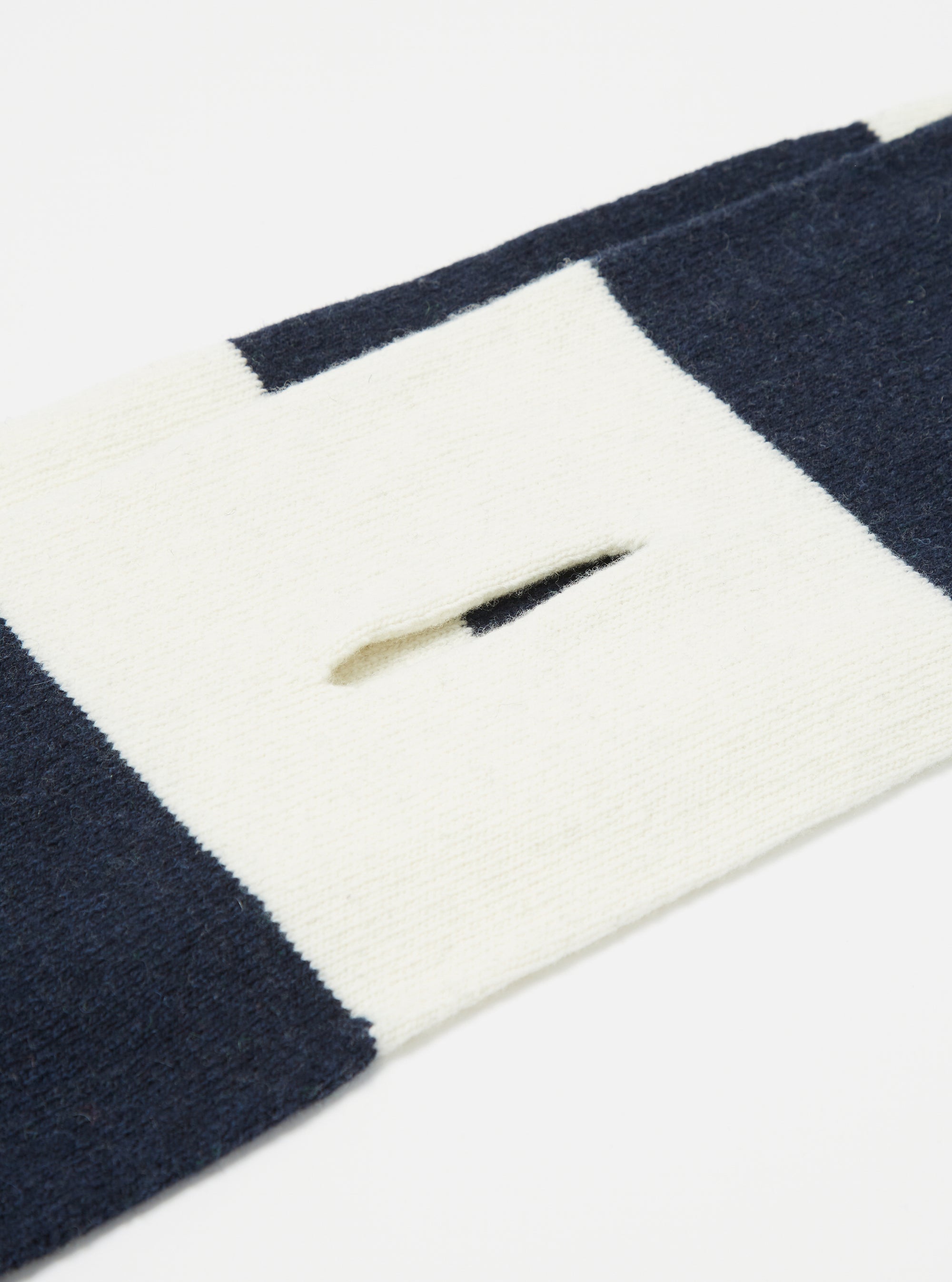 Navy/Ecru Soft Wool Deluxe Football Scarf